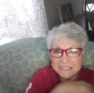 Meet your Posher, Jeanette